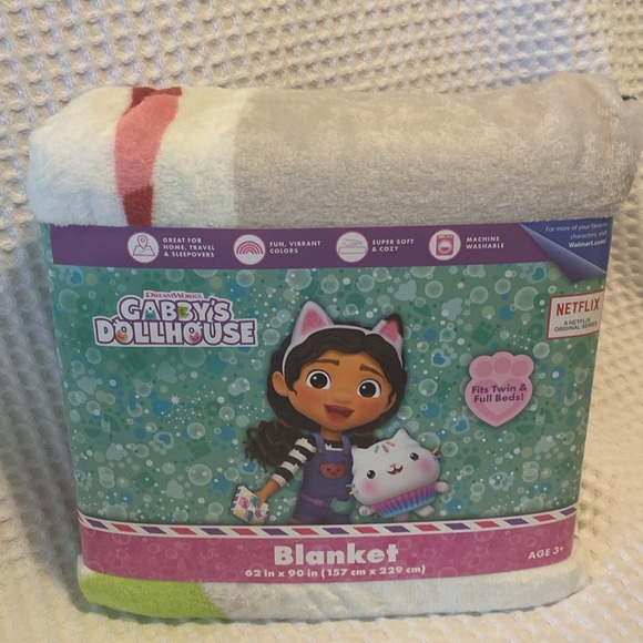 Gabby’s Dollhouse Kids Plush Blanket, Twin/Full Size, DreamWorks, 62”x90”. - Picture 7 of 12